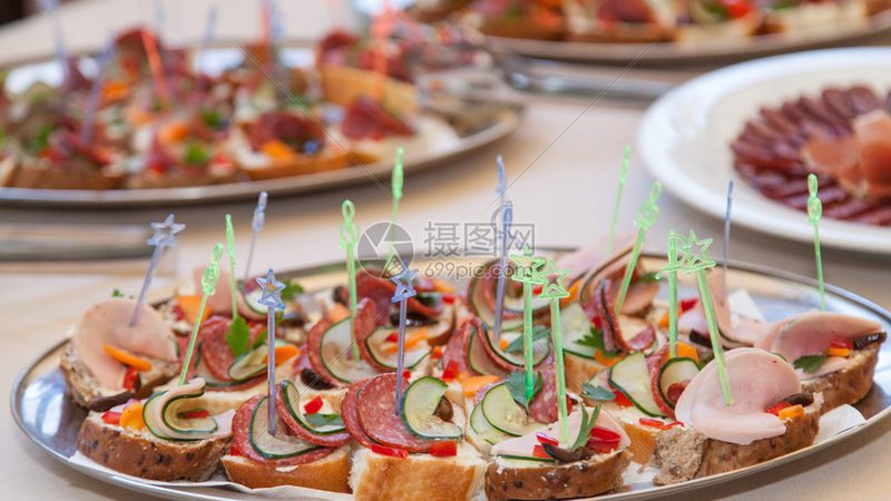 重庆火锅底料加盟代理，费用如何计算？**